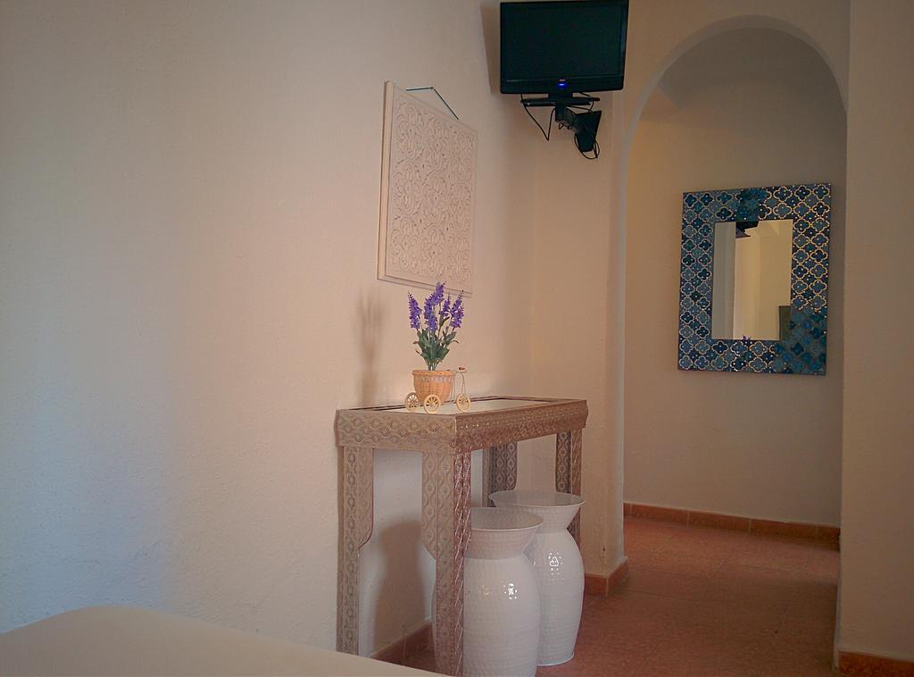 Hostal Enriqueta Marbella Luaran gambar