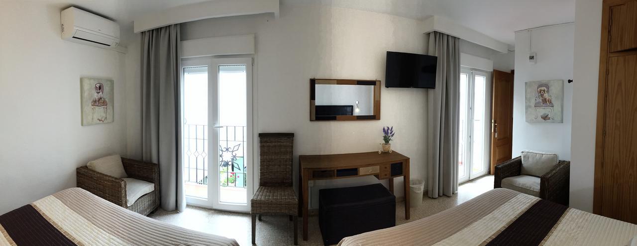 Hostal Enriqueta Marbella Luaran gambar