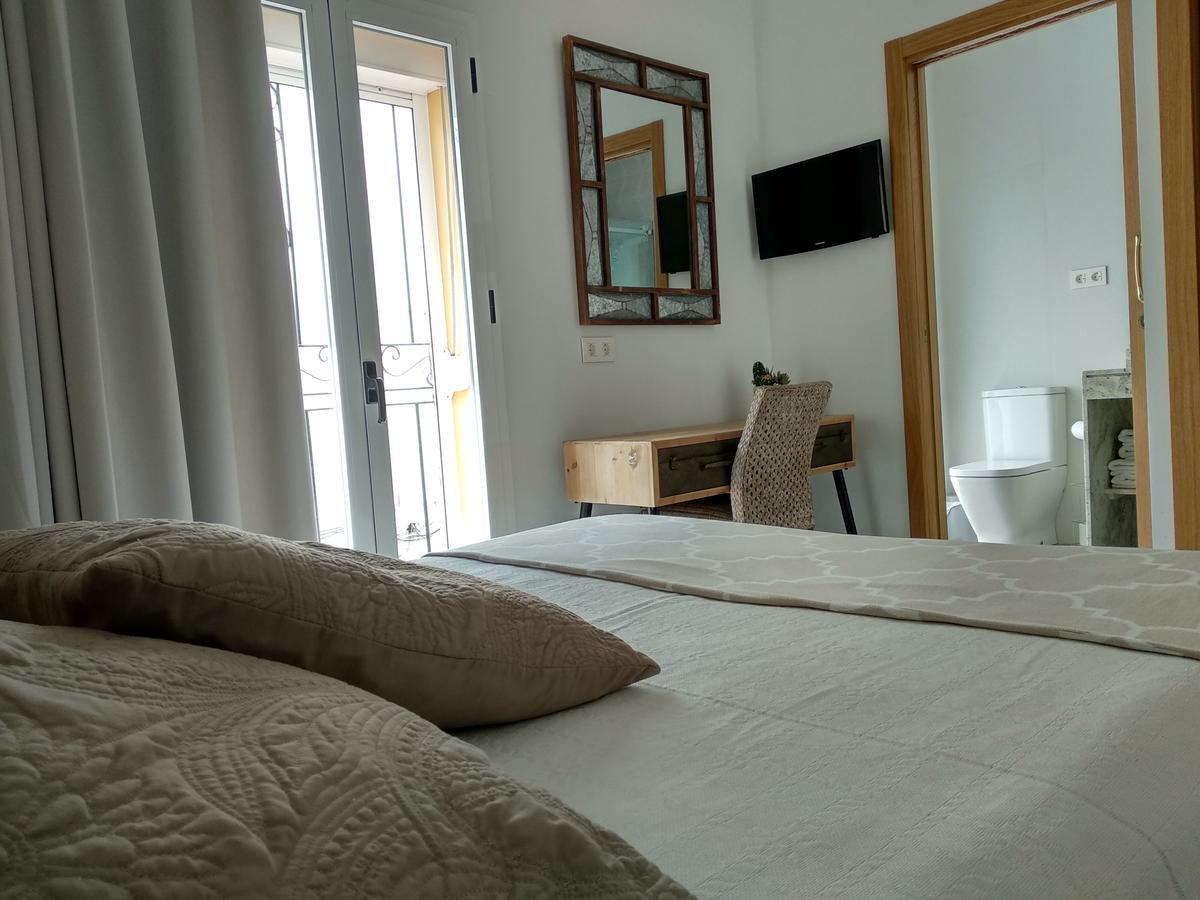 Hostal Enriqueta Marbella Luaran gambar