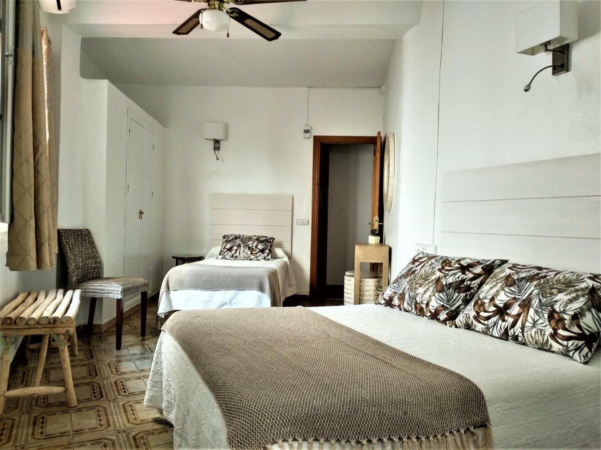 Hostal Enriqueta Marbella Luaran gambar