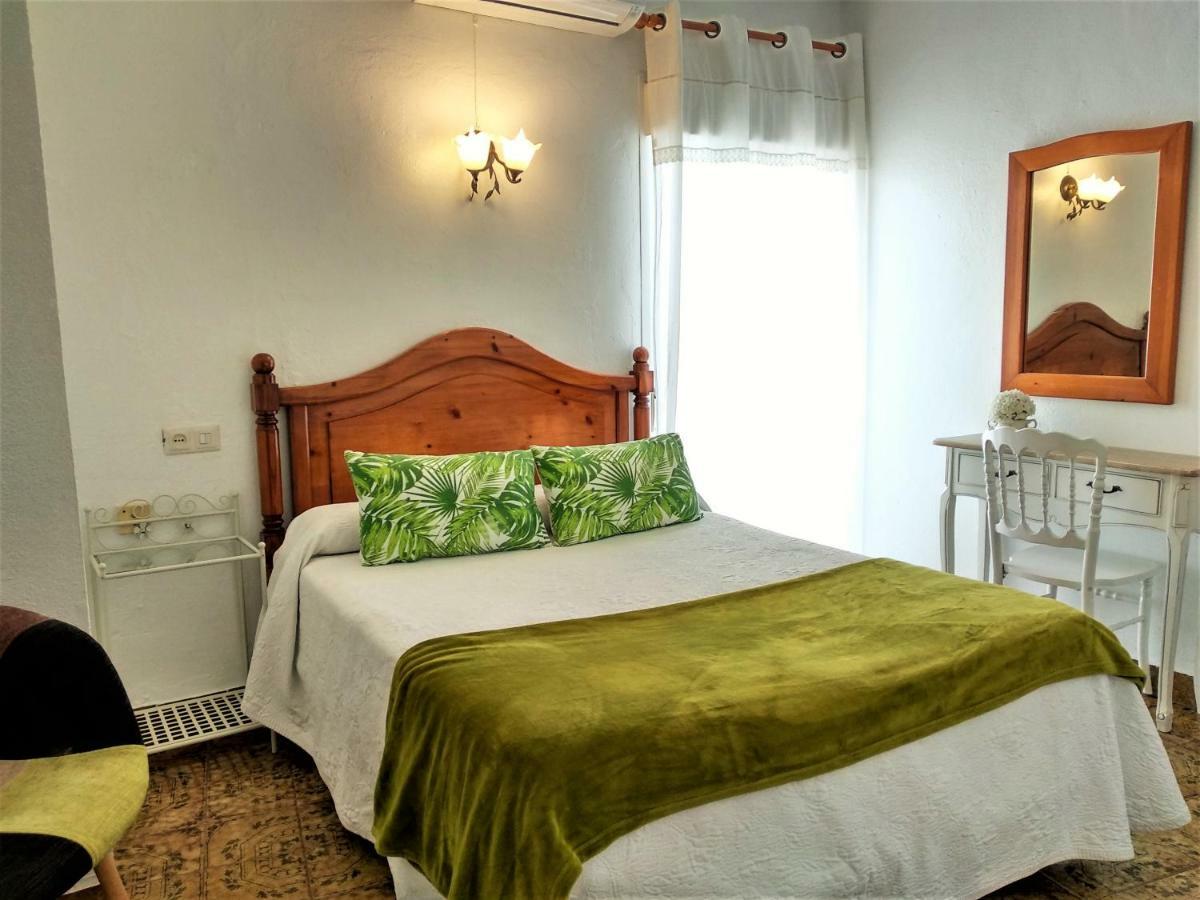 Hostal Enriqueta Marbella Luaran gambar