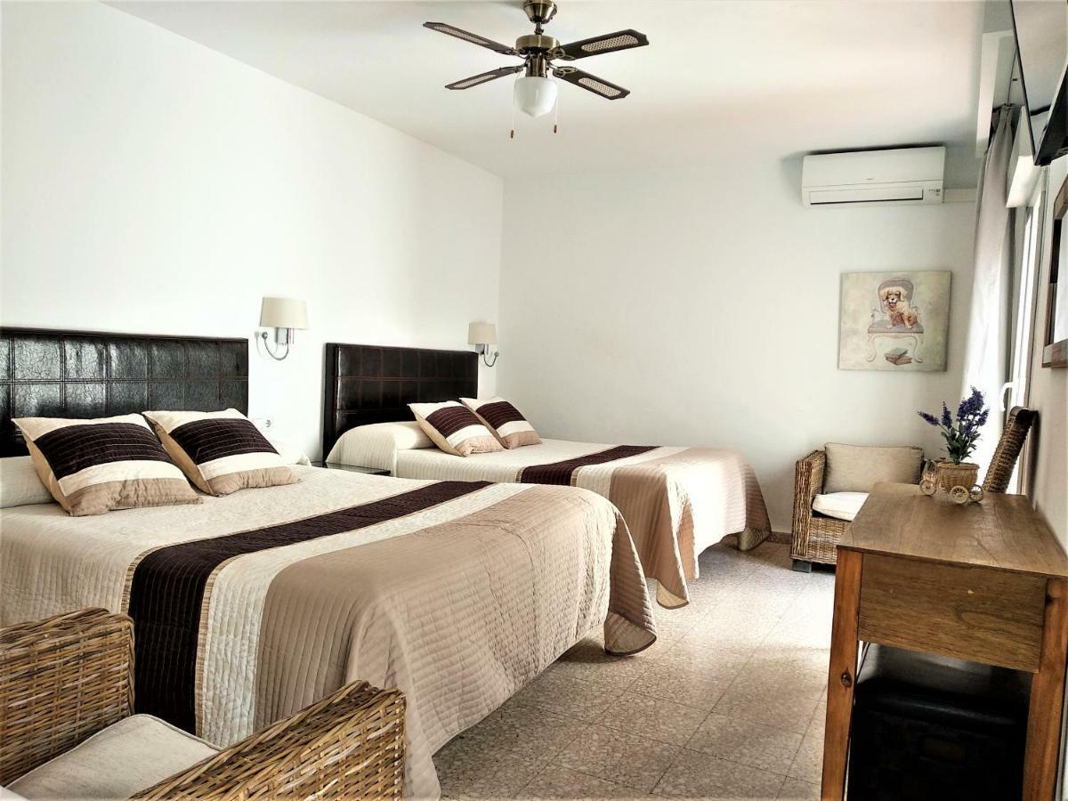 Hostal Enriqueta Marbella Luaran gambar