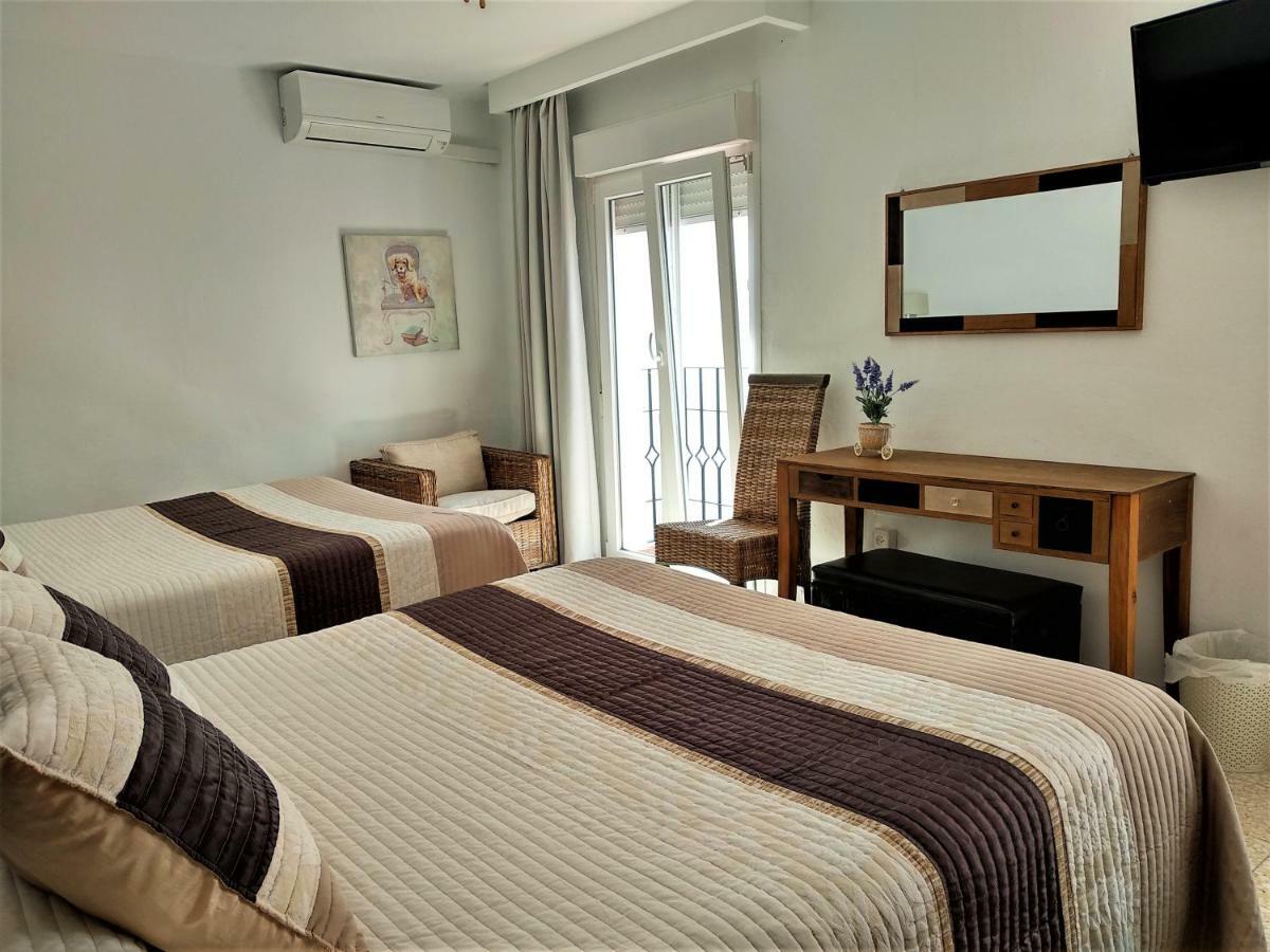 Hostal Enriqueta Marbella Luaran gambar